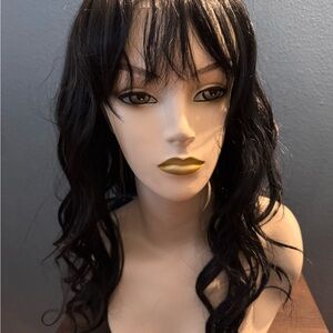 Luxurious Black Wavy Hair Wig
